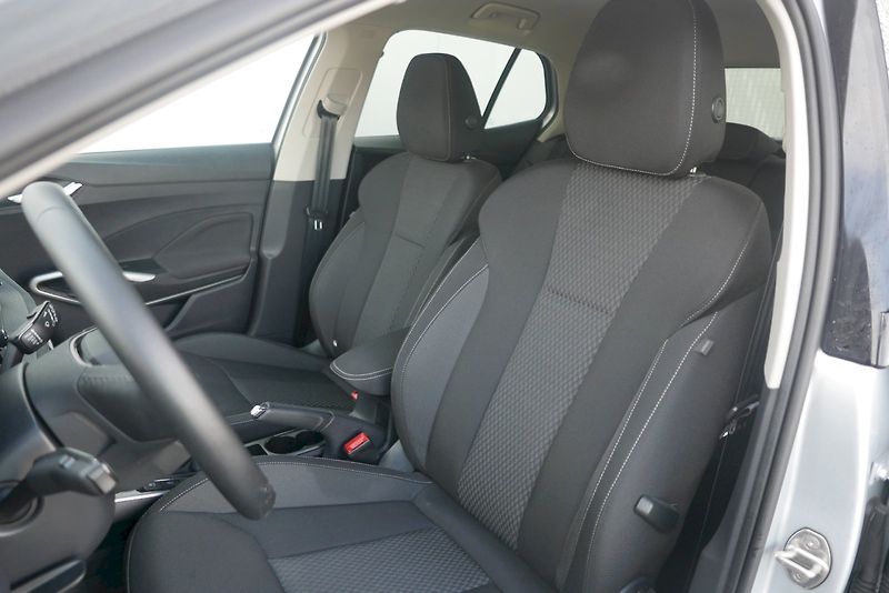 Škoda Fabia (2024) 1.0 TSI 85kW M6° Top Selection - fotka 11 z 31