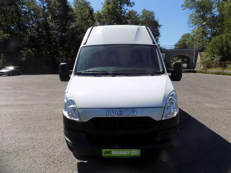 Iveco Daily (2012) 2,3 93KW 35 S 13 MAXI - fotka 2 z 44