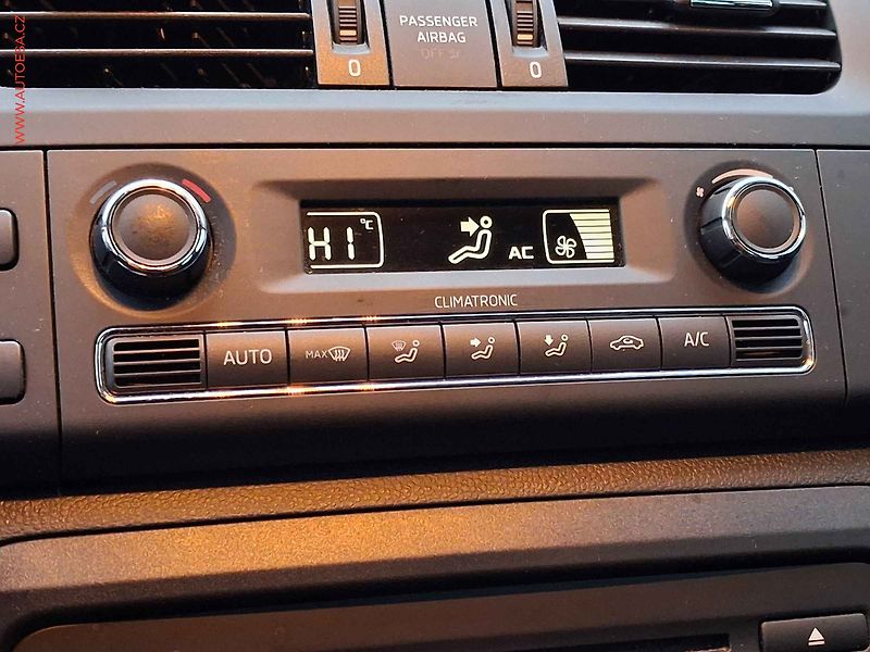 Škoda Roomster (2014) 1.2 TSi, Fresh, park.čidla - fotka 14 z 16