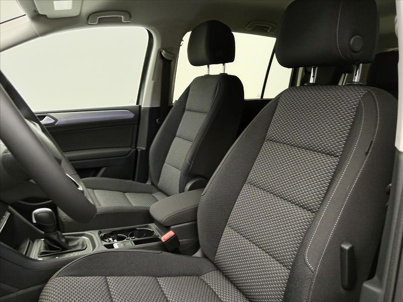 Volkswagen Touran (2026) 2,0 110 kW EVO 7DSG  People - fotka 10 z 20