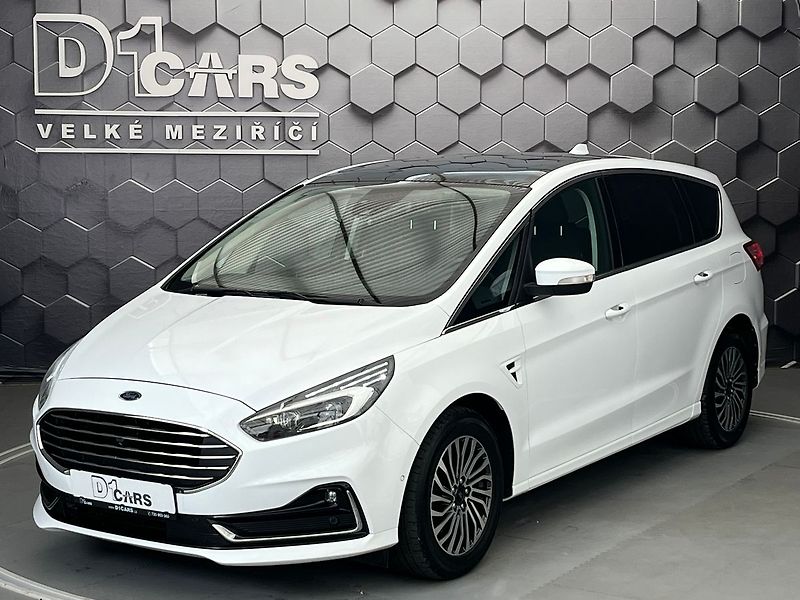 Ford S-MAX 2.0 EB Titanium LED manuál - fotka 1 z 65