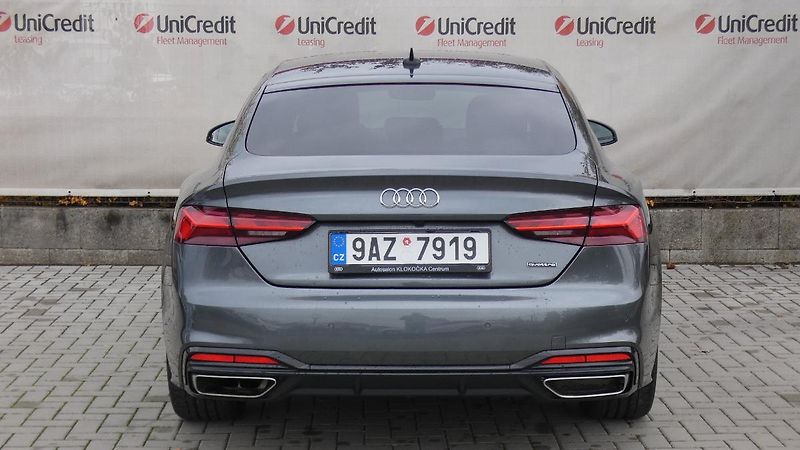 Audi A5 Sportback 40 TDI quattro S tro - fotka 4 z 28