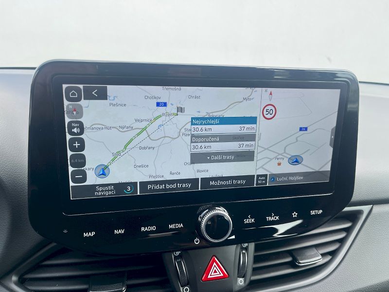 Hyundai i30 (2024) i 30 - fotka 27 z 36