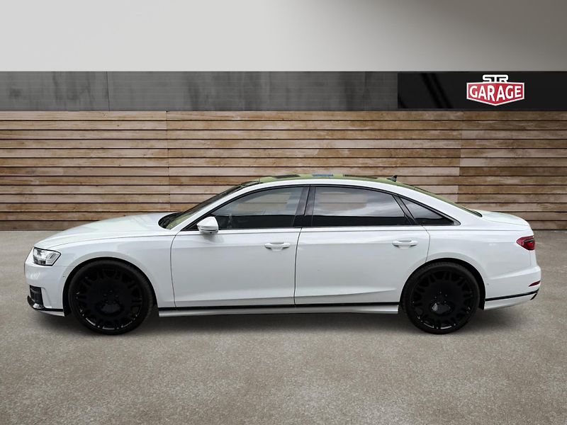 Audi A8 (2021) +60TFSi+LONG+S-LINE+po servise - fotka 7 z 25