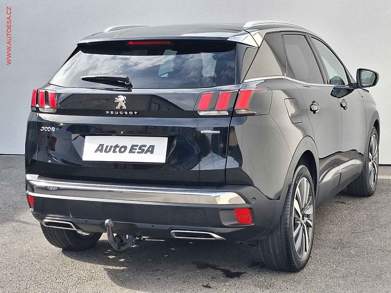 Peugeot 3008 (2020) 1.5 HDi, GT Line, AT, LED - fotka 4 z 18