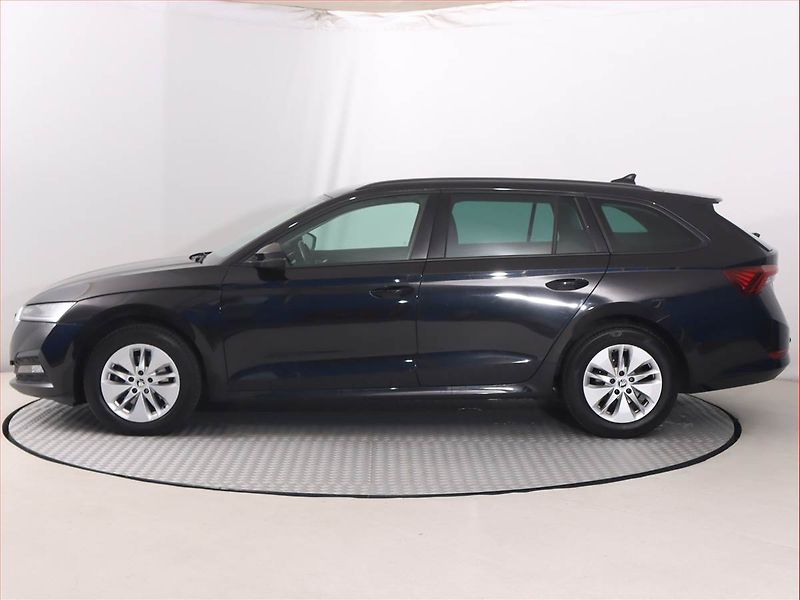 Škoda Octavia (2021) Ambition Plus 2.0 TDI, Automat - fotka 3 z 21