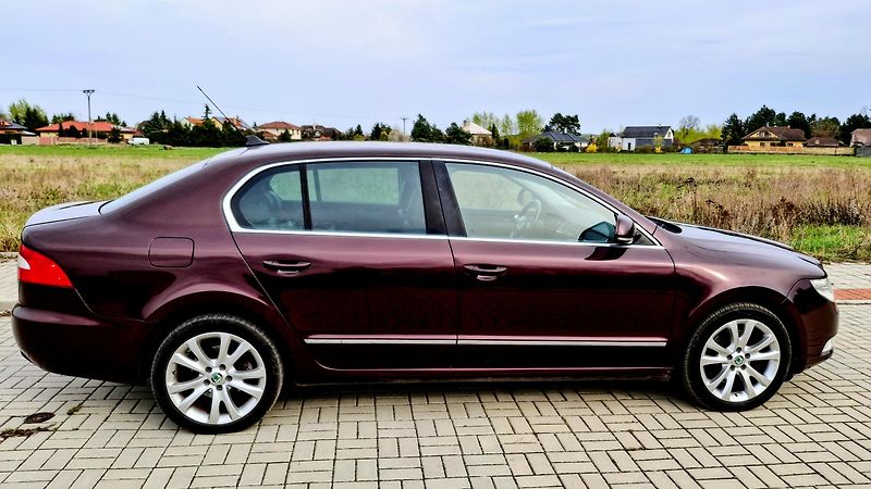 Škoda Superb 2.0 TDI 125 kw 1. majitel  - fotka 4 z 21
