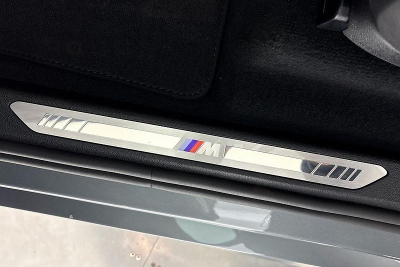 BMW X5 xDrive30d - fotka 20 z 30