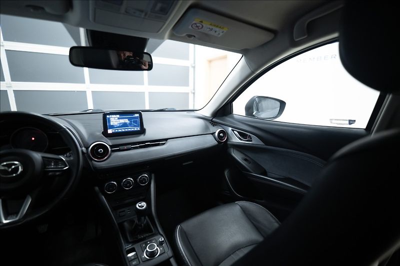 Mazda CX-3 2,0 SKYACTIV AWD KAMERA VÝHŘEV - fotka 15 z 41