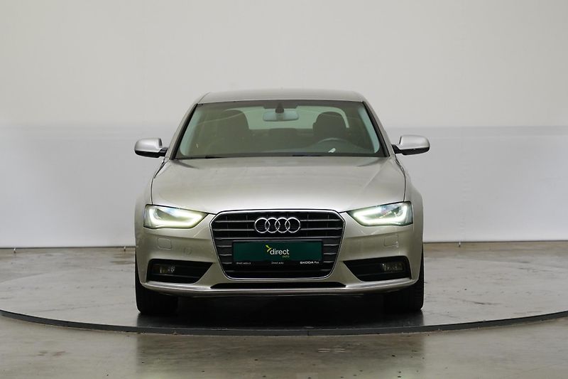 Audi A4 - fotka 4 z 28