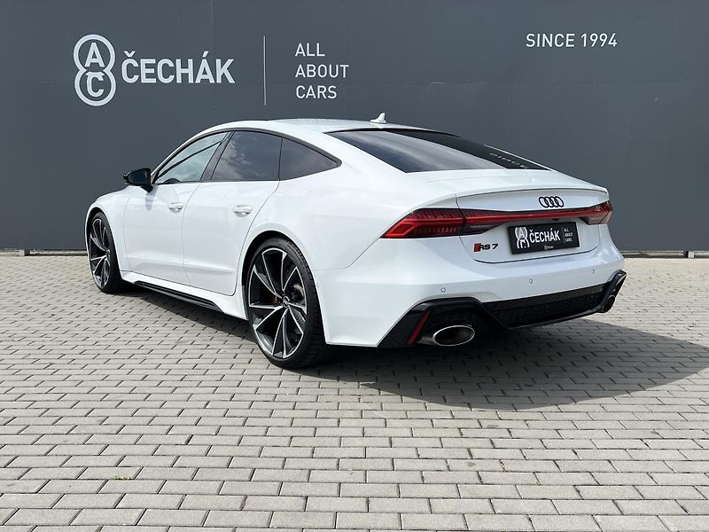 Audi RS 7 (2021) 4.0*TFSI*Biturbo*B&O*N.Vision - fotka 5 z 36