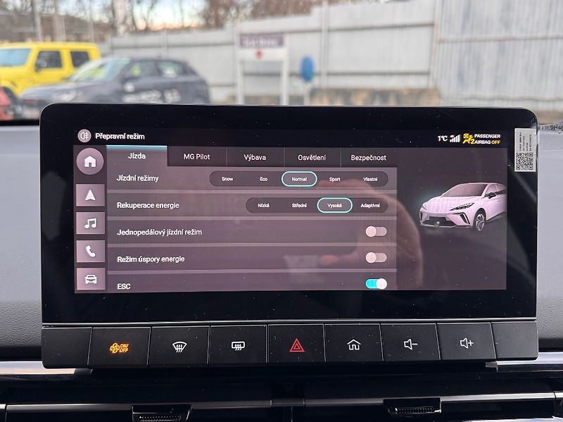MG MG4 (2025) Electric Exclusive (64 kWh) - fotka 28 z 41