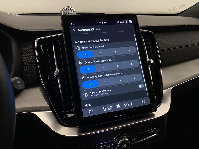 Volvo XC90 T8 RECHARGE BLACK EDITION 7m - fotka 50 z 72