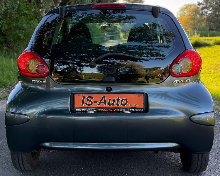 Toyota Aygo (2008) - fotka 7 z 11