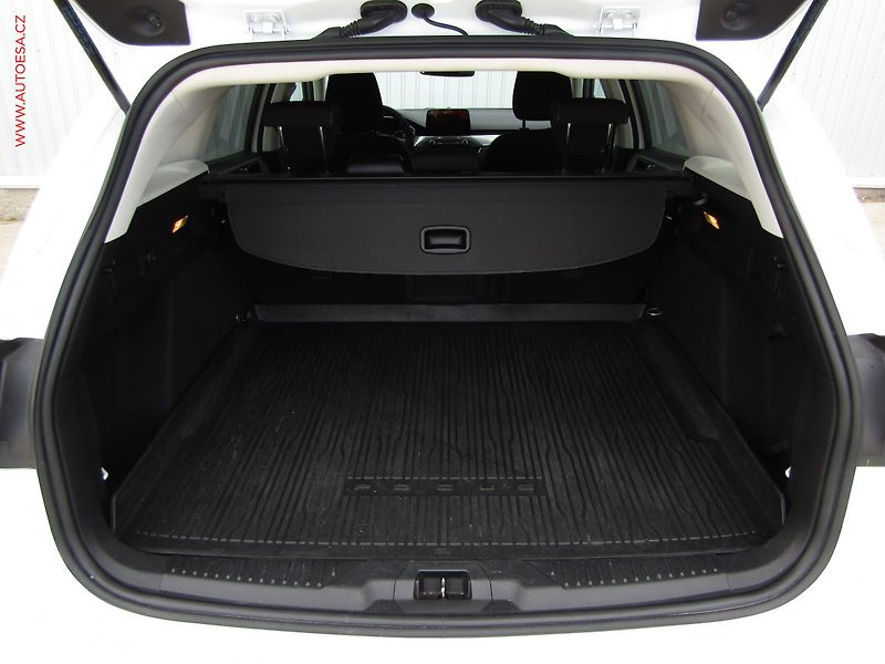 Ford Focus (2019) 2.0EB, ČR, AC, navi - fotka 7 z 18