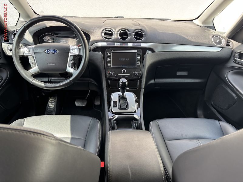 Ford Galaxy (2014) 2.0 TDCi 7míst, Titanium, AT - fotka 8 z 20