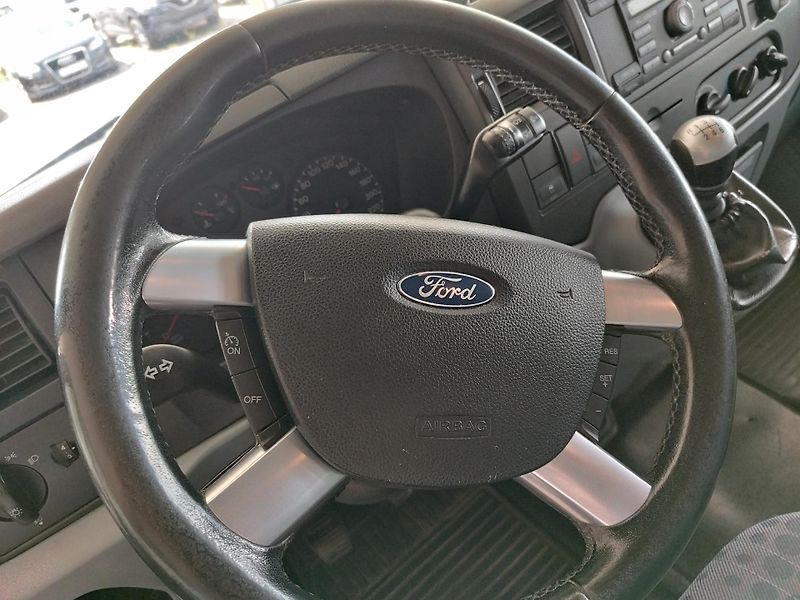 Ford Transit (2010) 2.2,85kW,KLIM.,9MÍST,TAŽ.ZAŘ. - fotka 24 z 27
