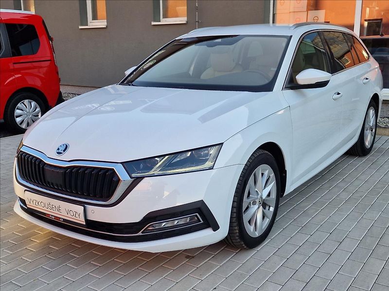 Škoda Octavia 2.0 TDI DSG Style,ČR,1.Maj - fotka 5 z 50