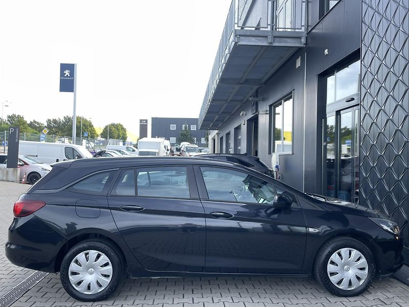 Opel Astra ENJOY 1.4 TURBO 92 kW - fotka 9 z 23