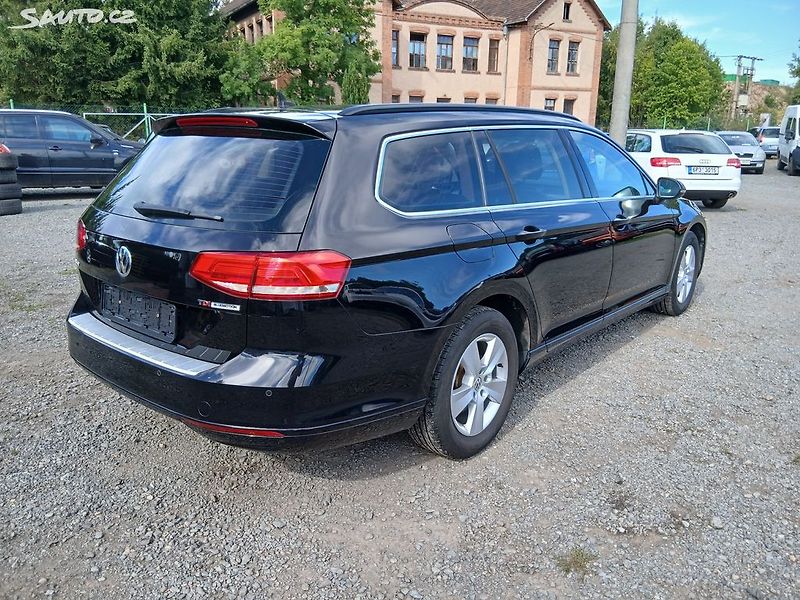 Volkswagen Passat TDI, B8, 199 000 km - fotka 7 z 37