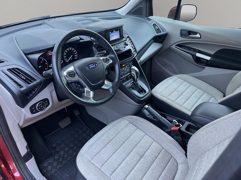 Ford Tourneo Connect (2018) 1.5 EcoBlue 88kW, ČR, Aut. - fotka 20 z 23