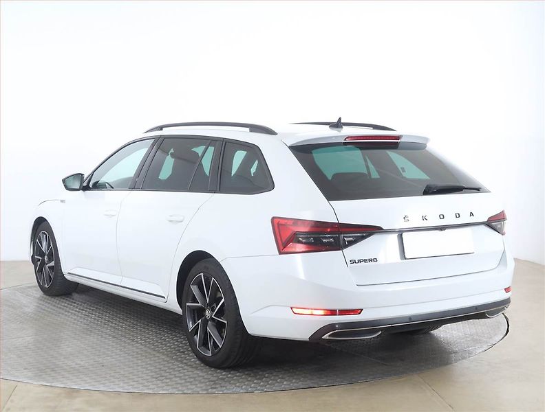 Škoda Superb (2021) Sportline 2.0 TDI - fotka 4 z 20