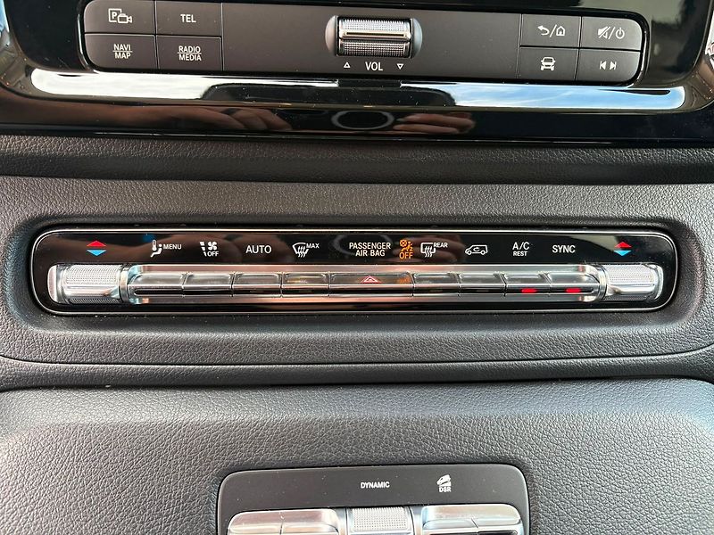 Mercedes-Benz Vito Tourer 116CDI Long 4Matic PRO - fotka 29 z 31