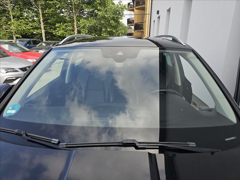 Škoda Karoq 1,5 TSi 110 KW DSG STYLE+ KŮŽE - fotka 47 z 49