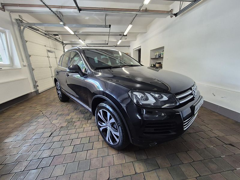 Volkswagen Touareg 3,0TDi 180kw 4x4 DSG 20ALU - fotka 3 z 41