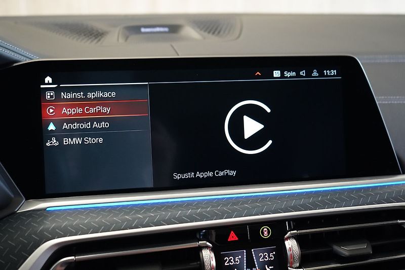 BMW X7 M50i xD, Executive Drive Pro - fotka 33 z 50