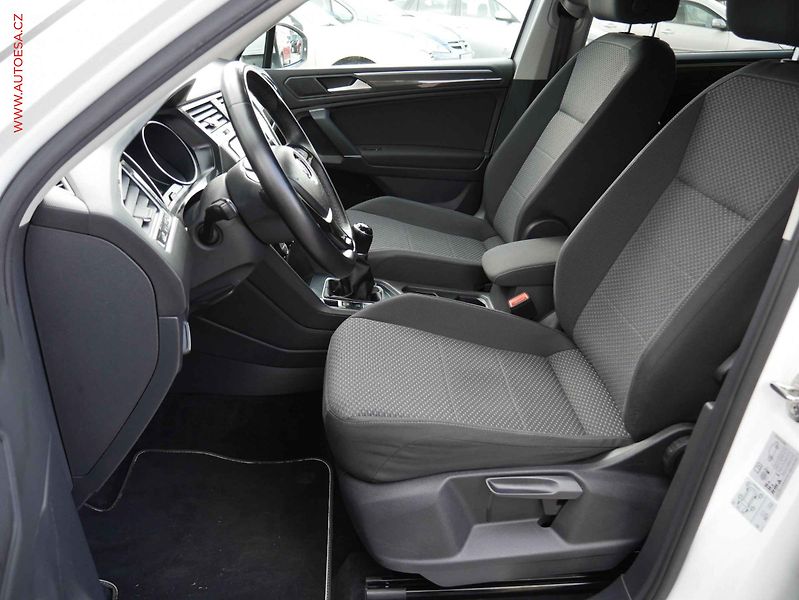 Volkswagen Tiguan Allspace (2019) 2.0 TDi, ČR, autoAC - fotka 9 z 18