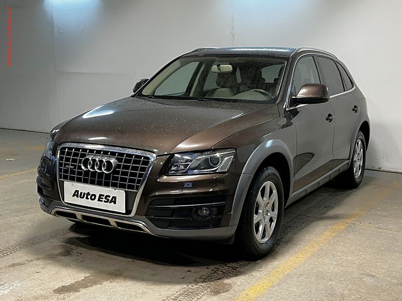Audi Q5 (2012) 2.0 TDi Quattro, AT, bixen - fotka 3 z 16