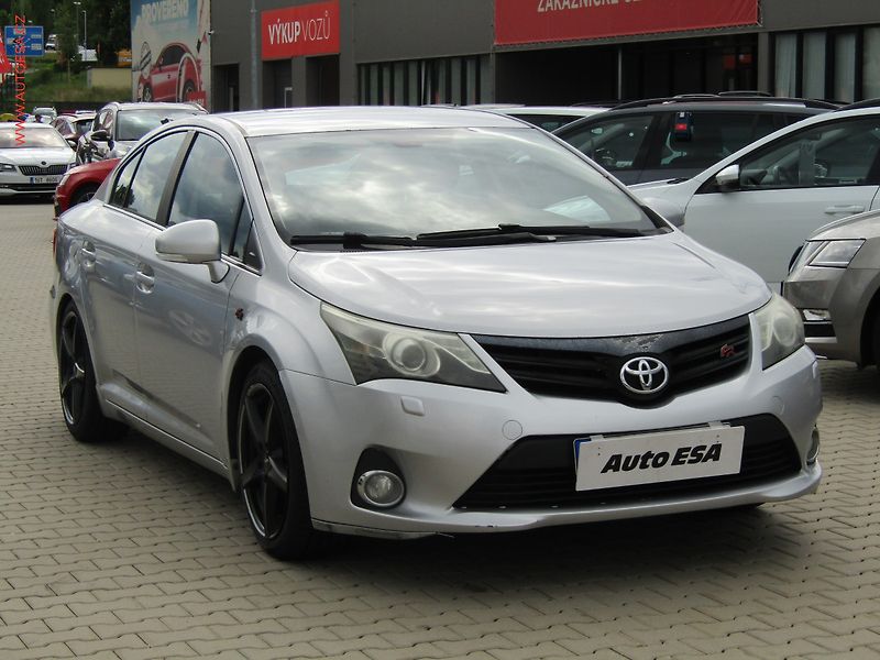 Toyota Avensis (2013) 2.2D, ČR, Navi - fotografie inzerátu