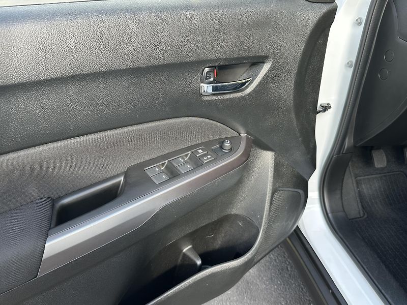 Suzuki Vitara (2022) HYBRID 1.4/95kW *4x2* ČR  - fotka 5 z 39