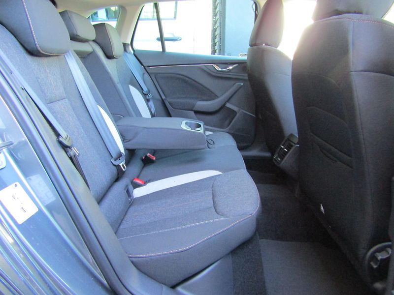 Škoda Scala (2026) Top Selection 1.0 TSI 85 kW - fotka 27 z 30