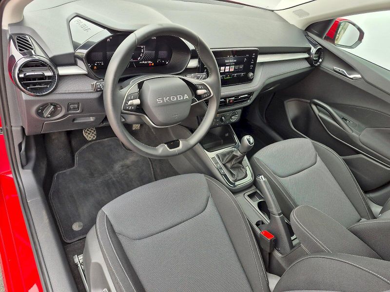 Škoda Fabia (2025) Selection 1.0 TSI 70 kW - fotka 12 z 25