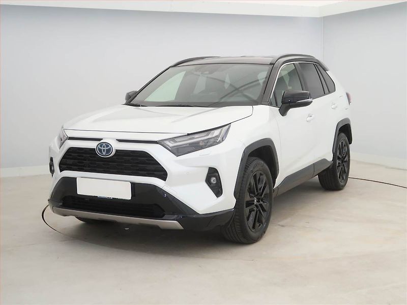 Toyota RAV4 (2023) 2.5 Hybrid - fotka 2 z 16