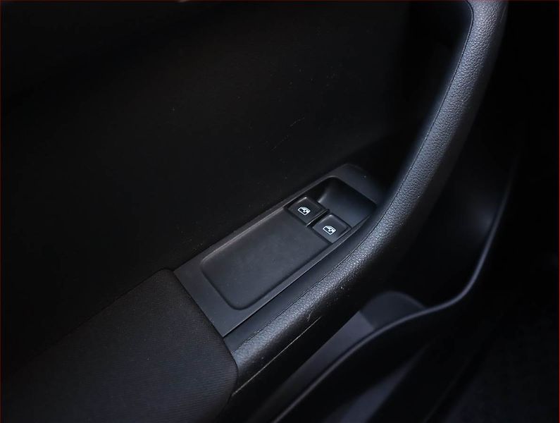 Škoda Fabia (2016) 1.2 TSI, Tempomat - fotka 13 z 16