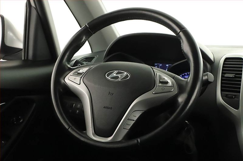 Hyundai ix20 (2017) 1.4 CVVT, Serv.kniha - fotka 8 z 12