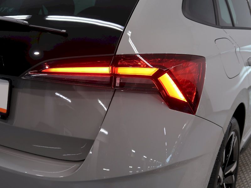 Škoda Scala (2025) MONTE CARLO 1.5TSI 110KW DSG L - fotka 11 z 38