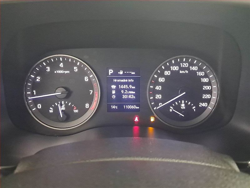 Hyundai Tucson (2018) 1.6 T-GDI, Automat, Navi - fotka 11 z 21