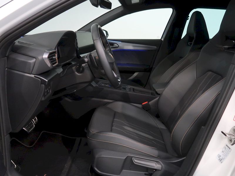Cupra Leon (2024) VZ 2.0TSI 228KW 4x4 - fotka 13 z 42