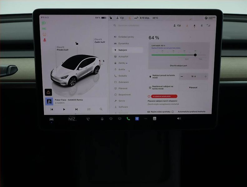 Tesla Model Y (2022) Long Range AWD 79kWh, SoH 89% - fotka 11 z 23