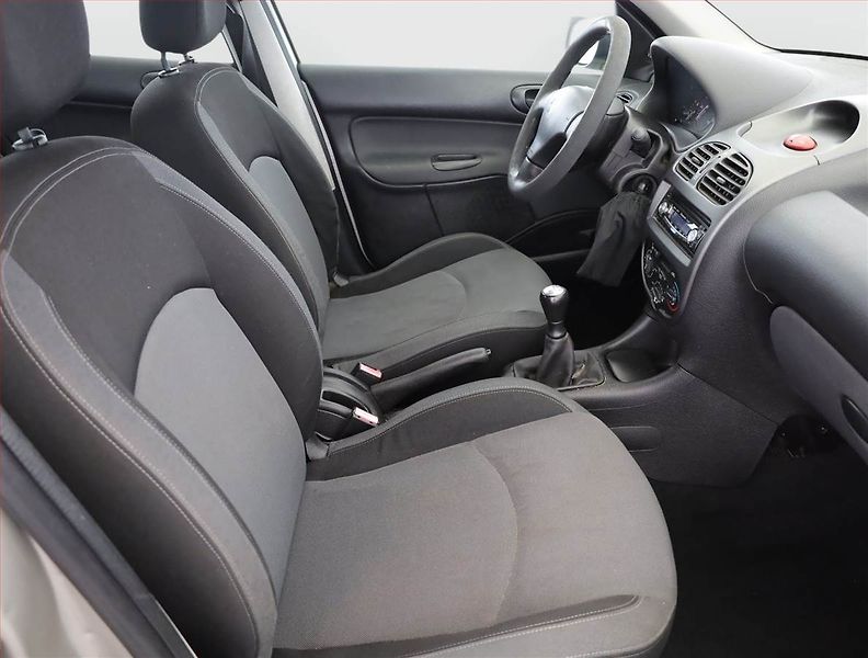Peugeot 206 (2007) 1.4, po STK, Klima, udržované - fotka 7 z 12