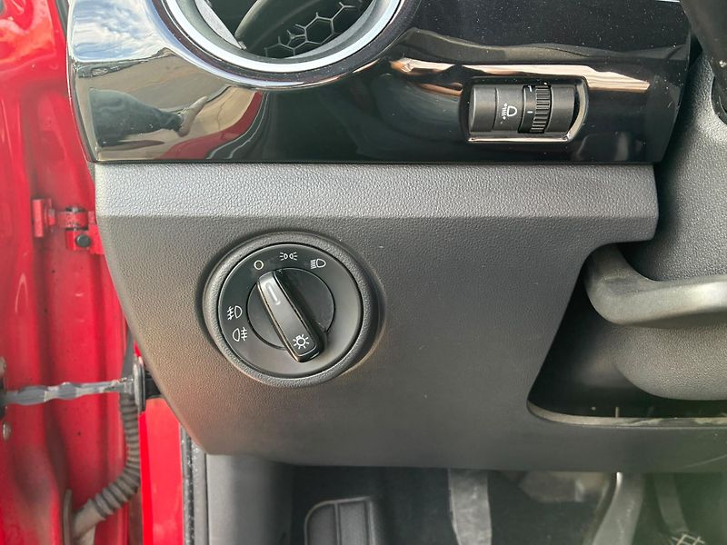 Škoda Citigo (2014) 1.0MPi, 55KW, MONTE CARLO - fotka 16 z 23