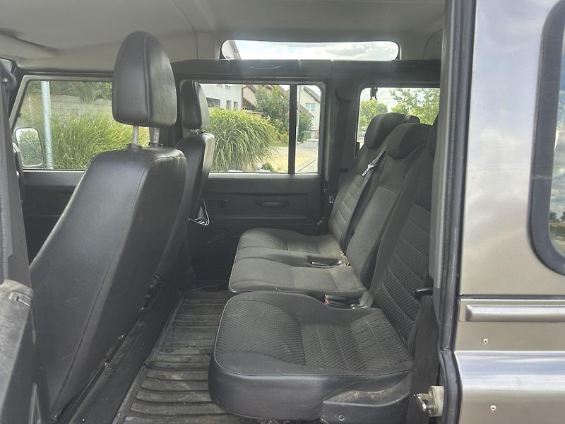 Land Rover Defender (2007) - fotka 6 z 9