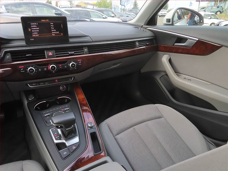 Audi A4 (2018) 2.0 TDI, Automat, Serv.kniha - fotka 8 z 24