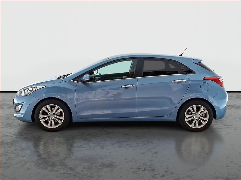 Hyundai i30 (2012) 1.6 GDI, Tempomat - fotka 3 z 15