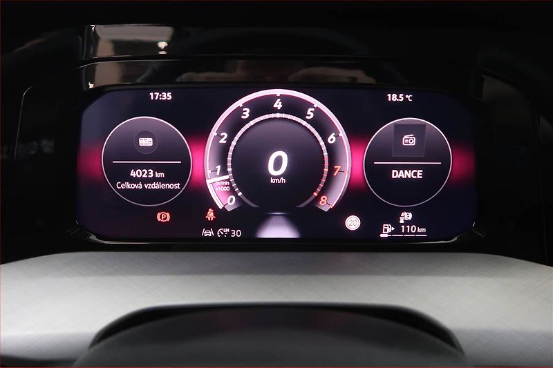 Volkswagen Golf (2025) 1.5 TSI, 1.Majitel, DPH - fotka 11 z 20