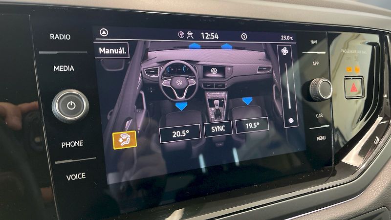 Volkswagen Taigo (2025) R-Line 1,0TSI 85kW - fotka 21 z 24